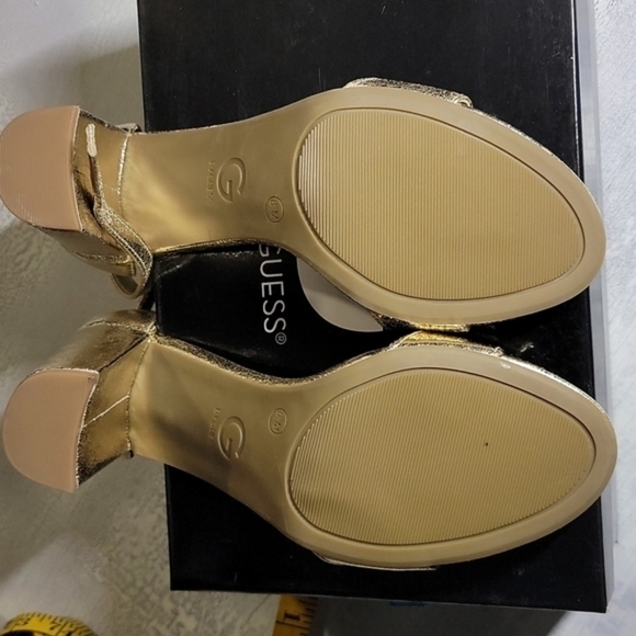 G by Guess Shantel 3 , Gold, New w/ box , Size 8.5M - Picture 7 of 7